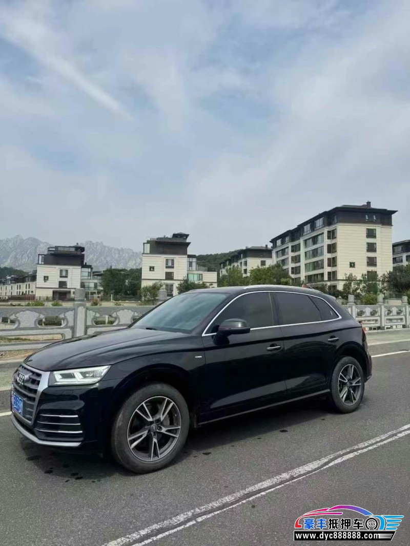 20年奥迪Q5轿车抵押车出售