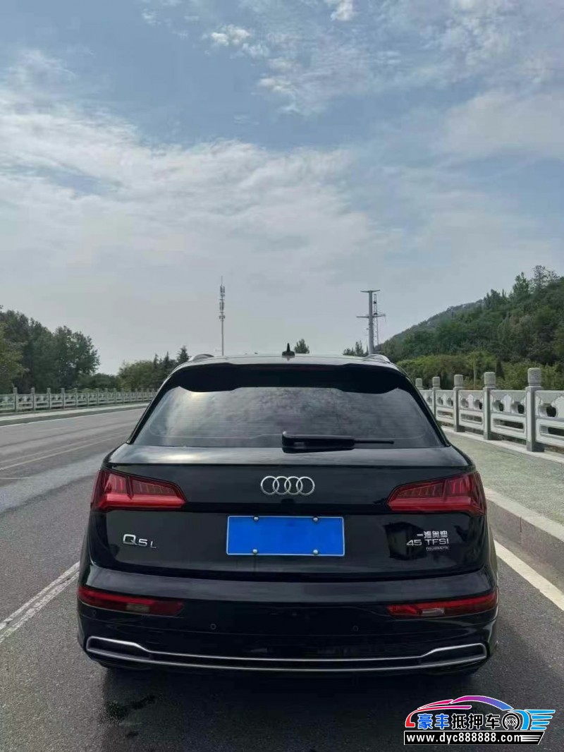 20年奥迪Q5轿车抵押车出售