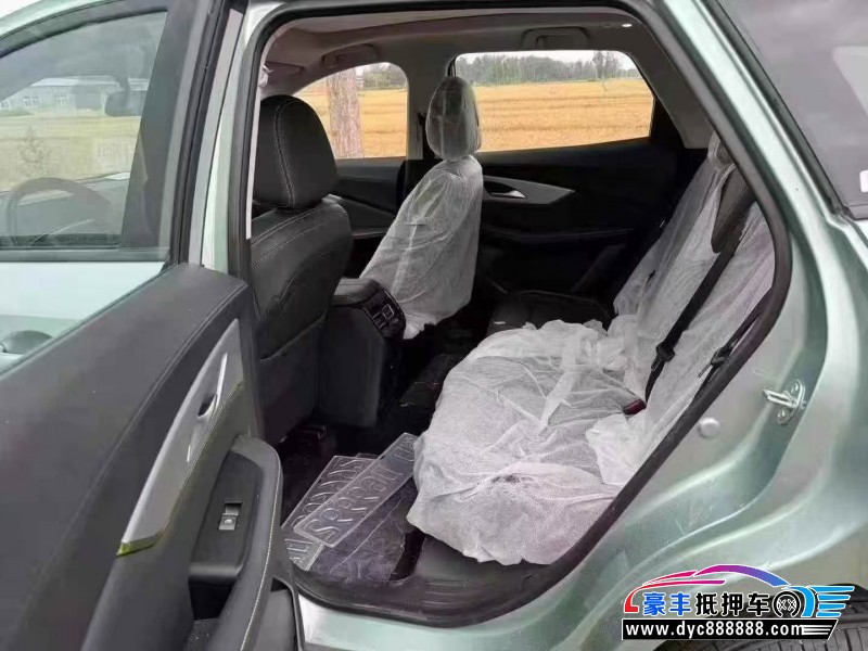 24年东风雷霆轿车抵押车出售