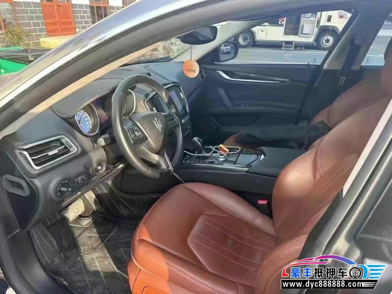 17年玛莎拉蒂Ghibli轿车抵押车出售