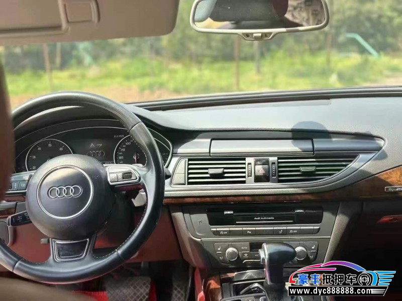 25年奥迪A7轿车抵押车出售