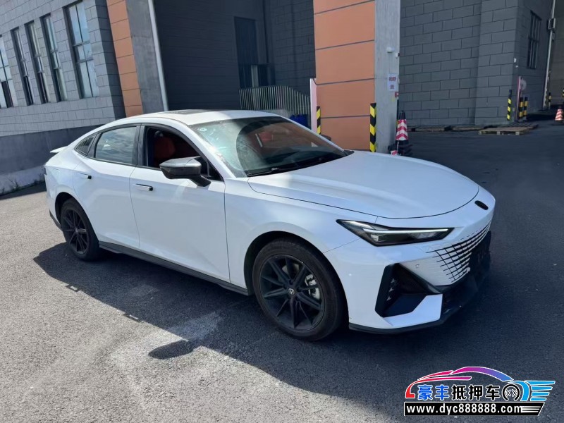 23年长安长安UNI轿车抵押车出售