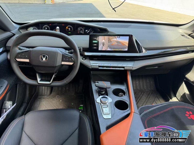 23年长安长安UNI轿车抵押车出售