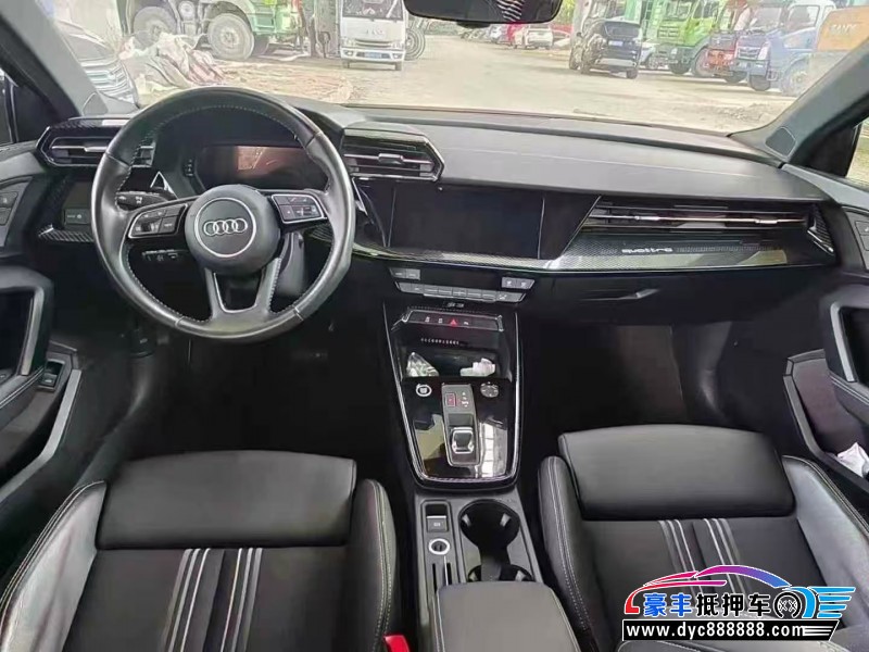 22年奥迪A3轿车抵押车出售