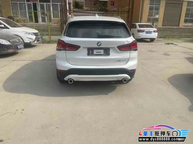 21年宝马X1轿车抵押车出售