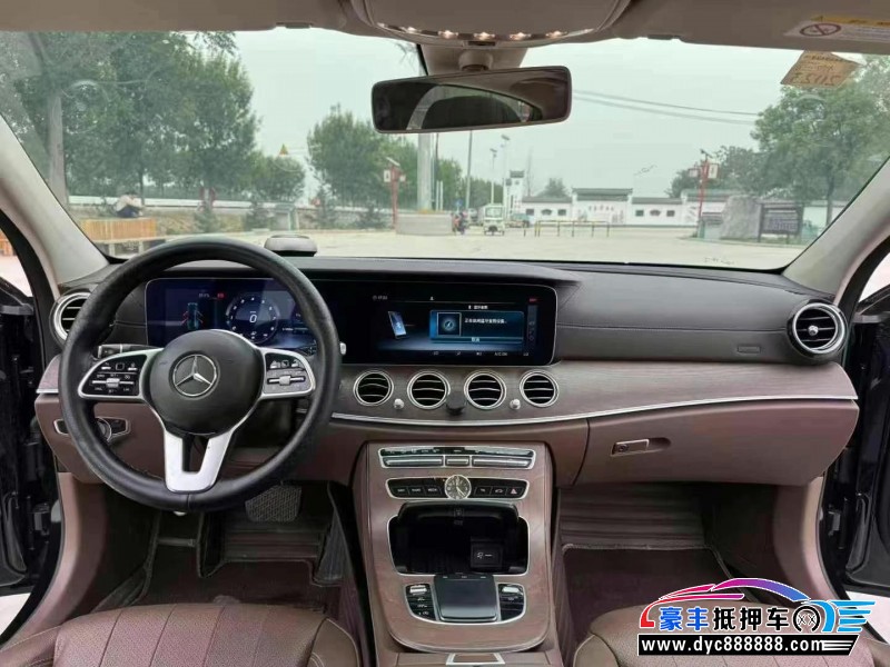 19年奔驰E轿车抵押车出售