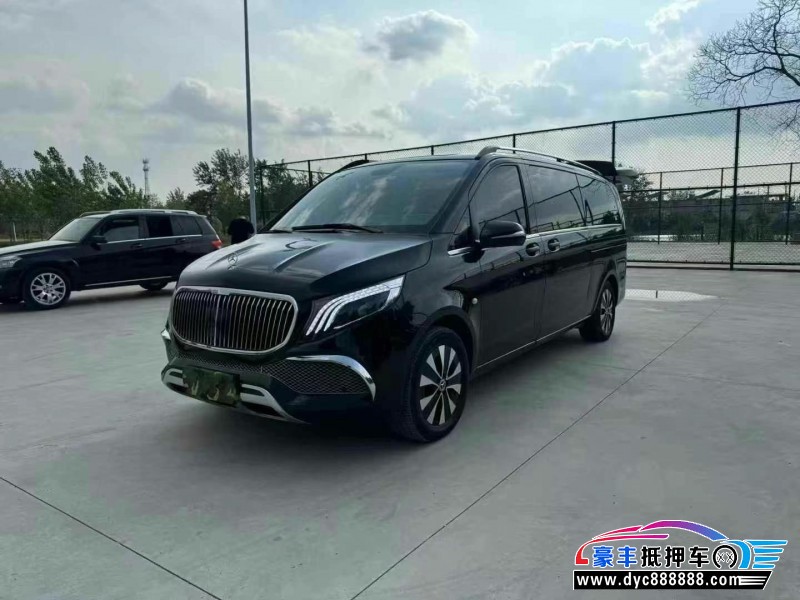 23年奔驰威霆轿车抵押车出售