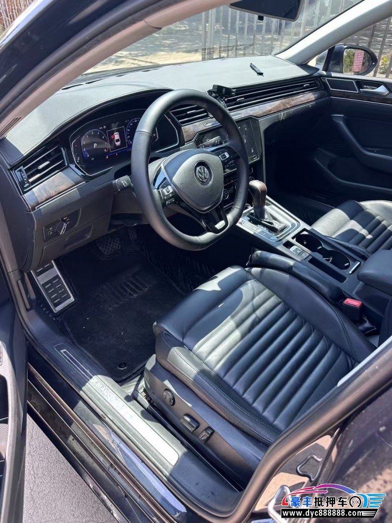 20年大众迈腾轿车抵押车出售