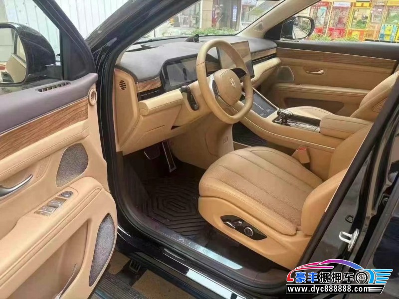 25年华为问界轿车抵押车出售