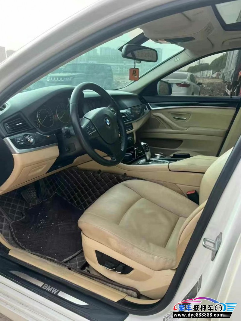 13年宝马5系轿车抵押车出售