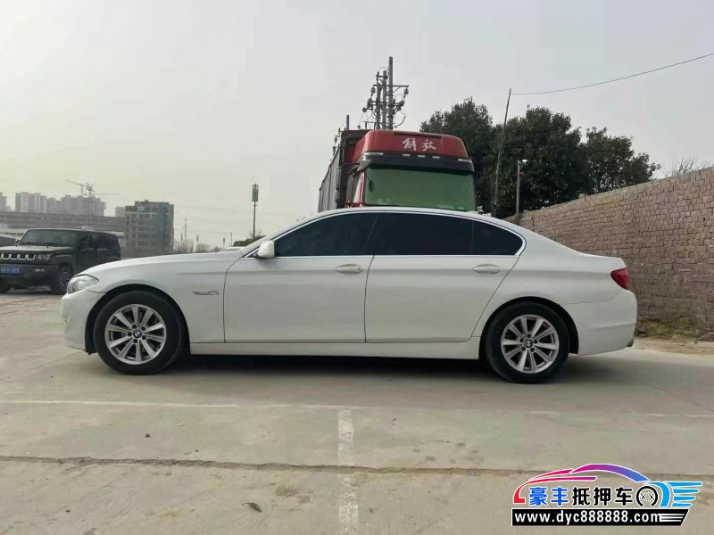 13年宝马5系轿车抵押车出售