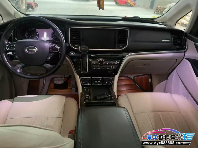 18年传祺M8轿车抵押车出售