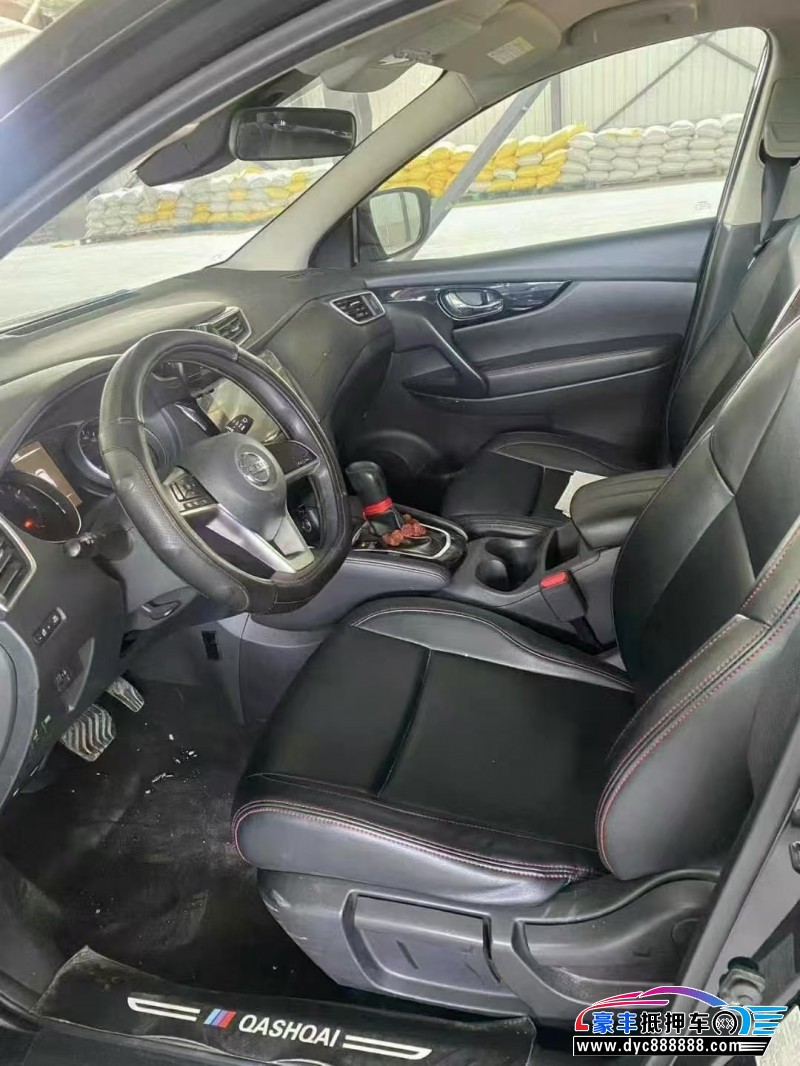 21年日产逍客轿车抵押车出售