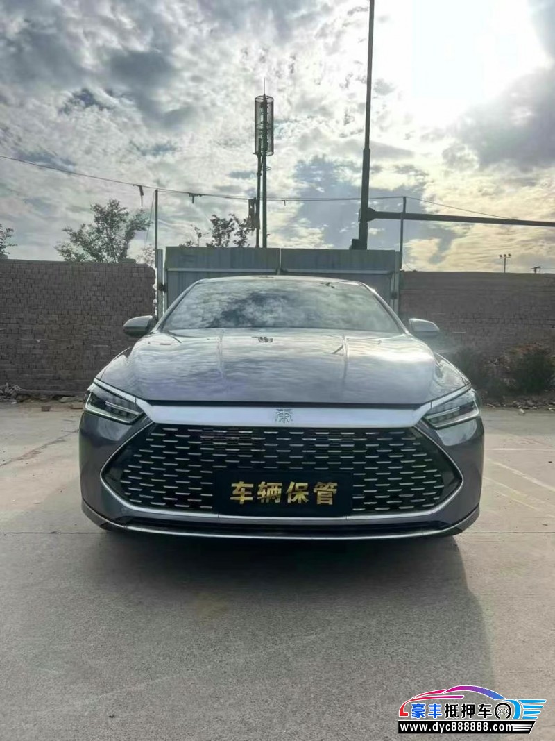 25年比亚迪秦轿车抵押车出售