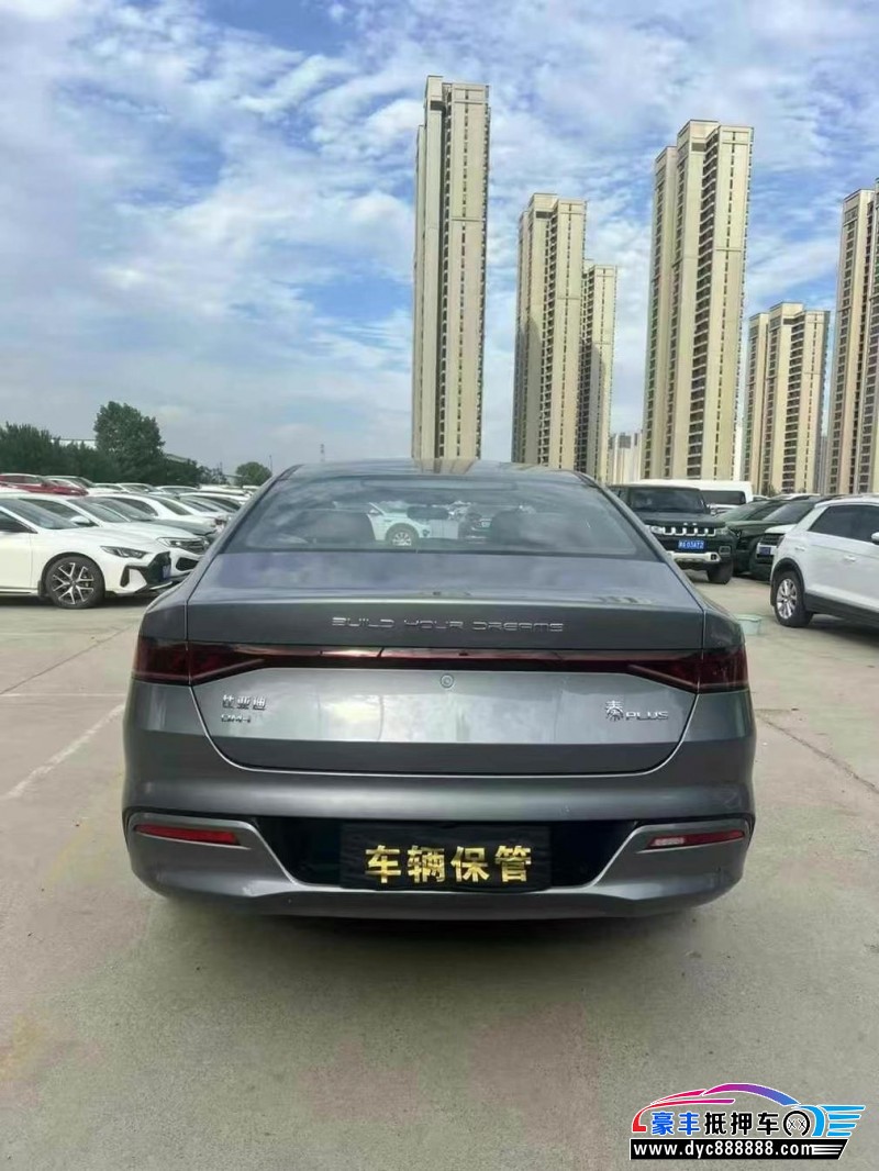 25年比亚迪秦轿车抵押车出售