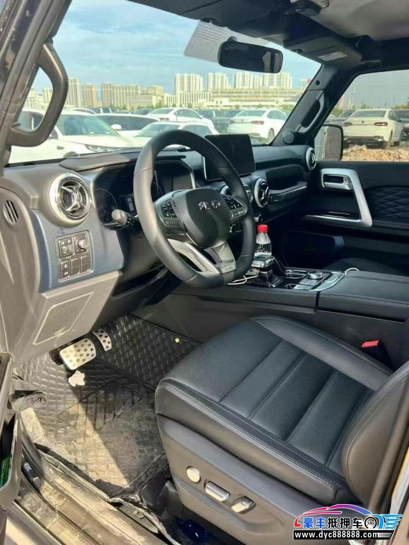 25年北京BJ40轿车抵押车出售