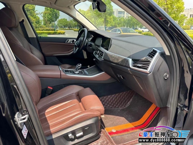 22年宝马X5轿车抵押车出售