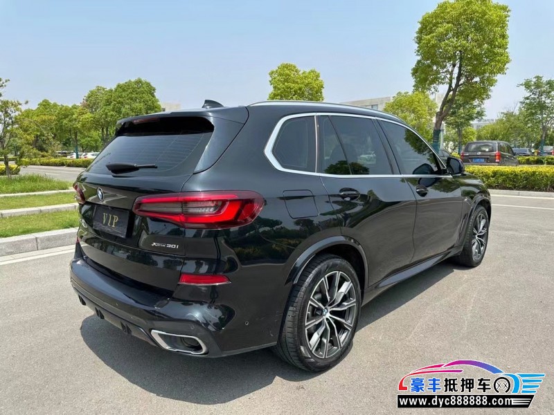 22年宝马X5轿车抵押车出售