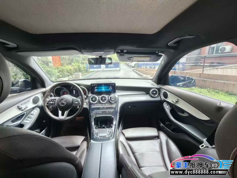 20年奔驰GLC轿车抵押车出售