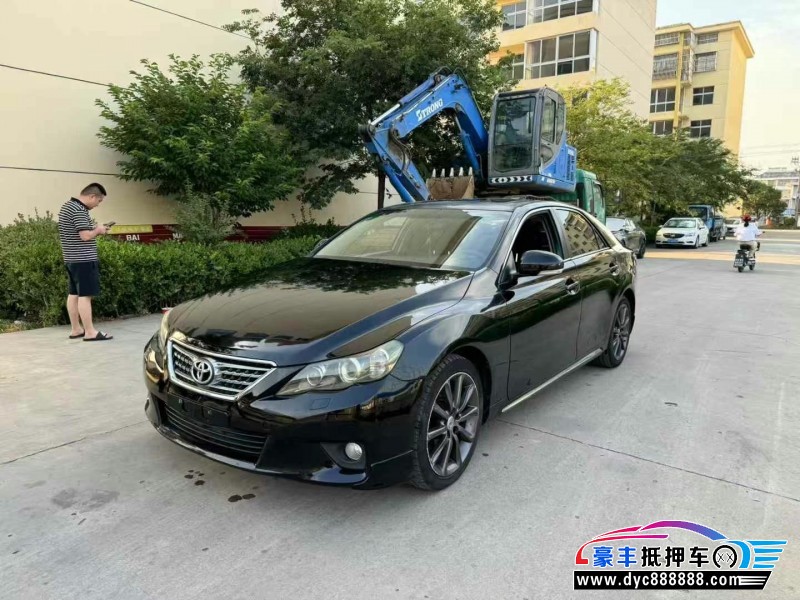 13年丰田锐志轿车抵押车出售