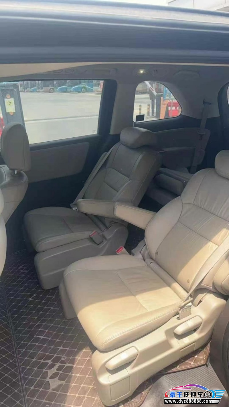 16年本田奥德赛轿车抵押车出售