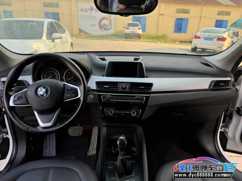 17年宝马X1轿车抵押车出售