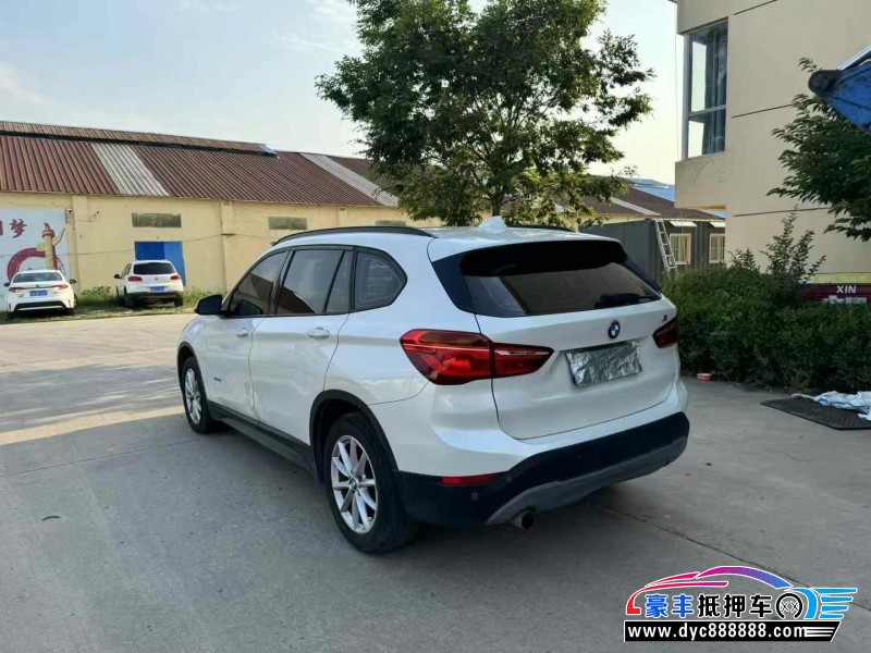 17年宝马X1轿车抵押车出售