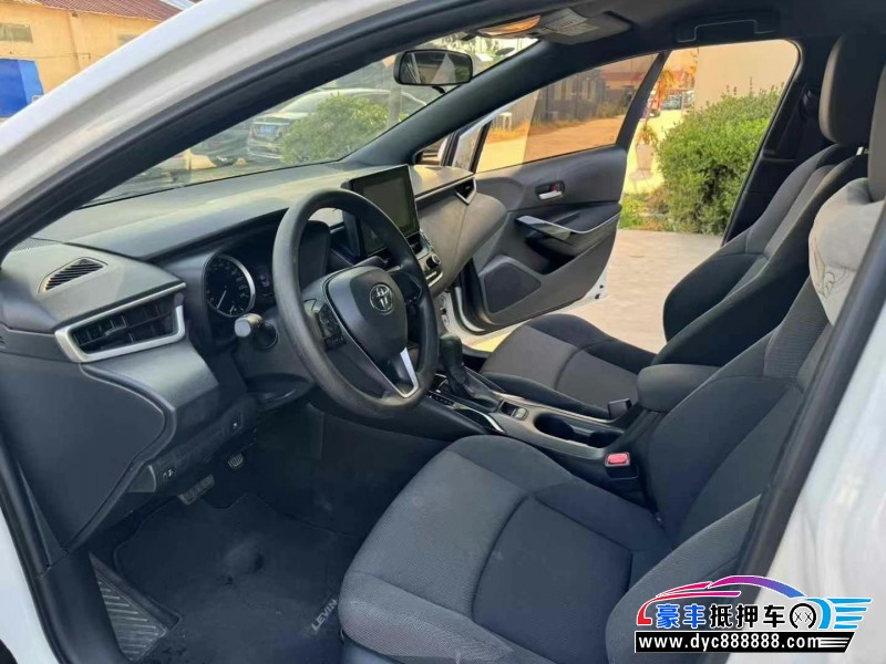 21年丰田雷凌轿车抵押车出售