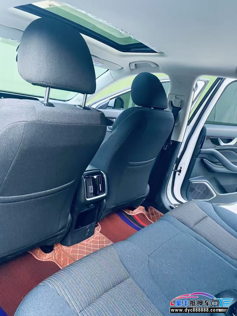 24年奔腾B70轿车抵押车出售