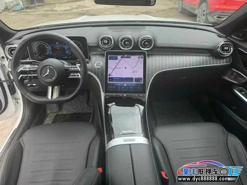 24年奔驰C轿车抵押车出售