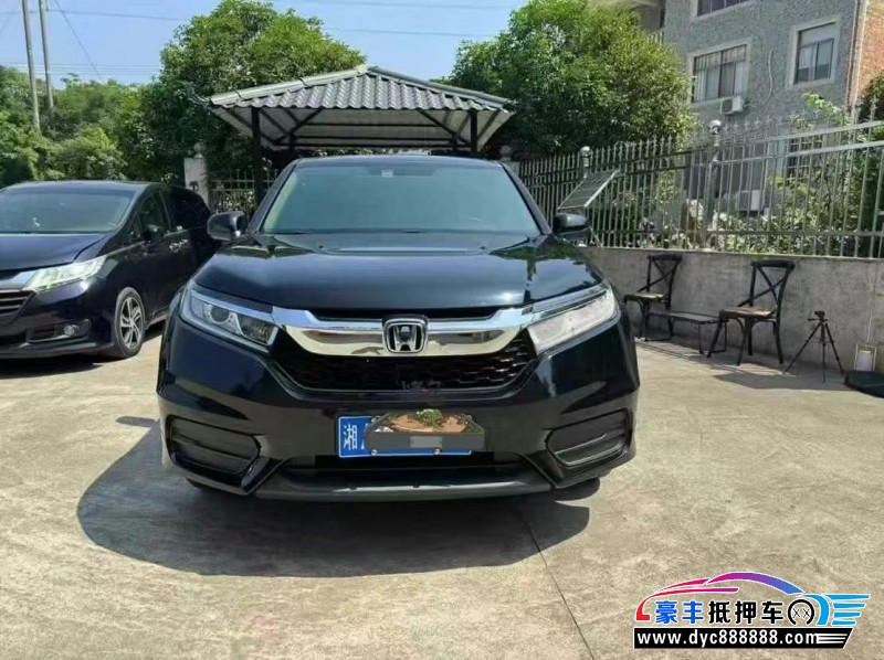 18年本田冠道轿车抵押车出售