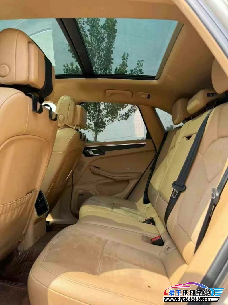 16年保时捷Macan迈凯轿车抵押车出售