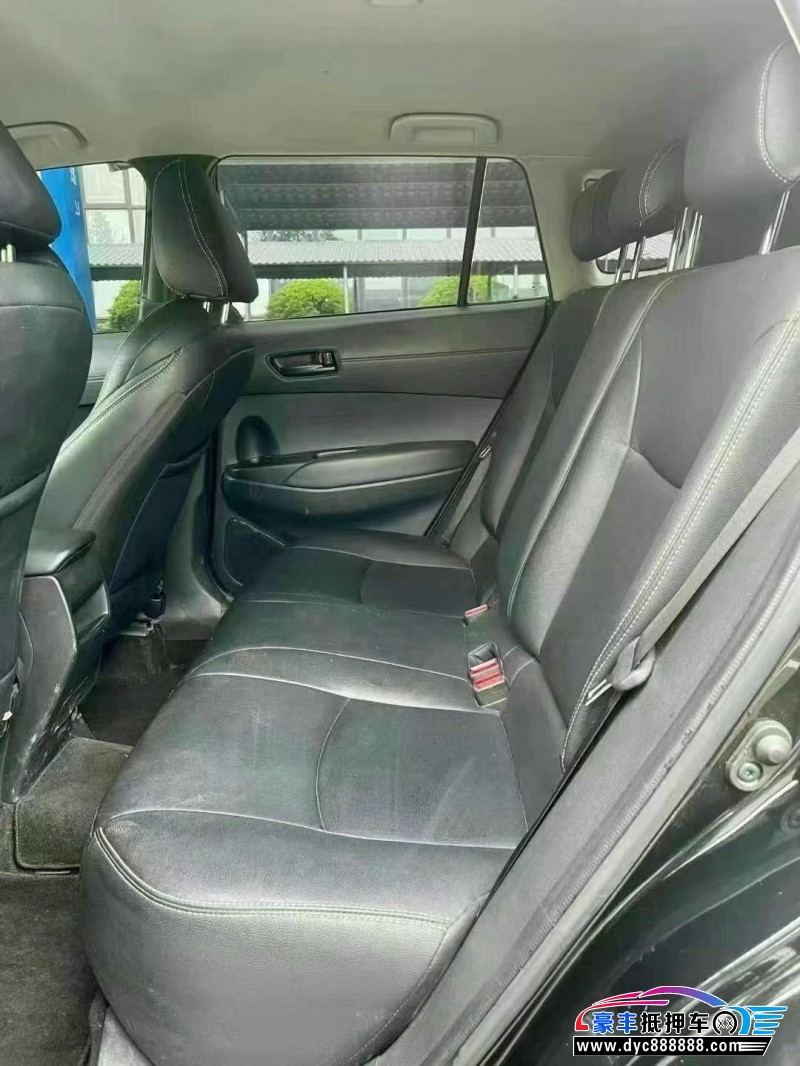 24年丰田锋兰达轿车抵押车出售