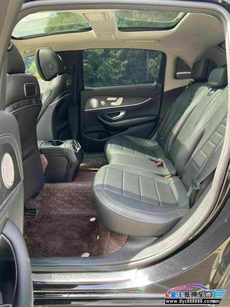 21年奔驰E轿车抵押车出售