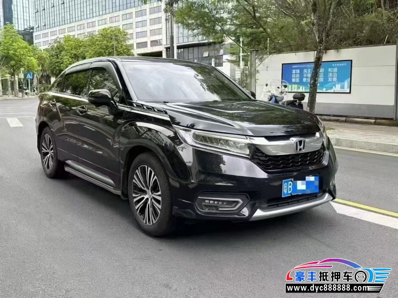 19年本田冠道轿车抵押车出售