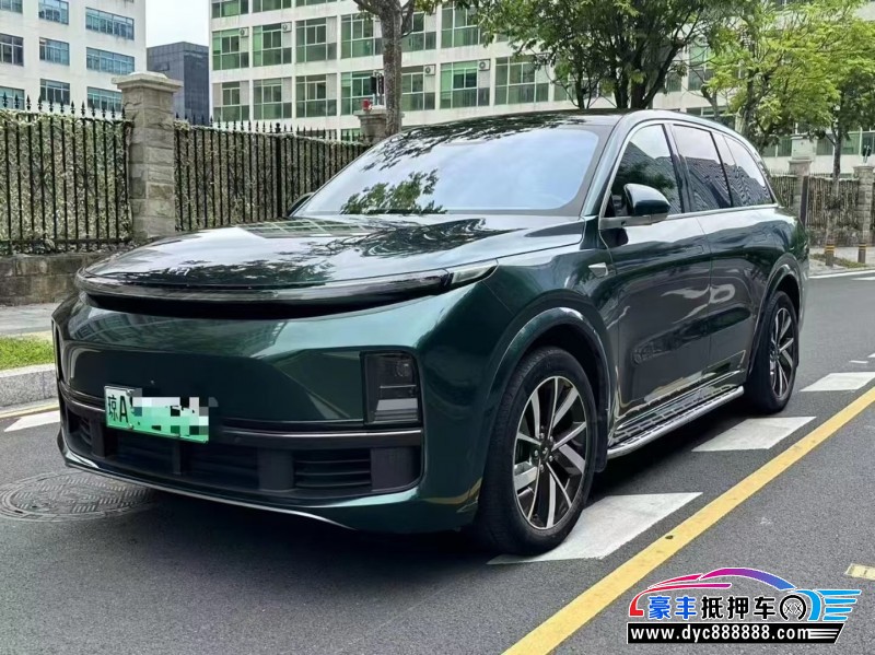 23年理想L8轿车抵押车出售