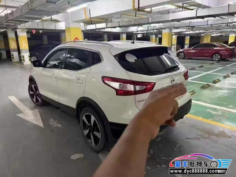 19年日产逍客轿车抵押车出售