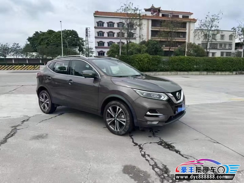 22年日产逍客轿车抵押车出售