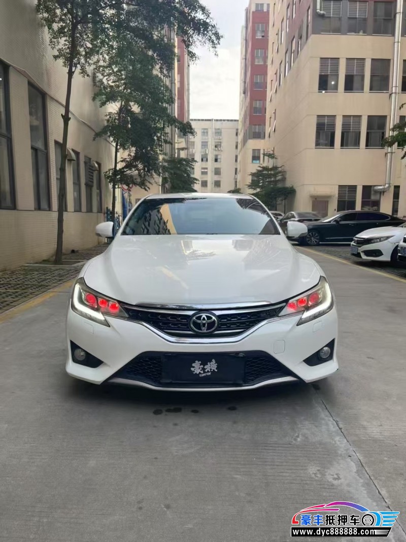 14年丰田锐志轿车抵押车出售