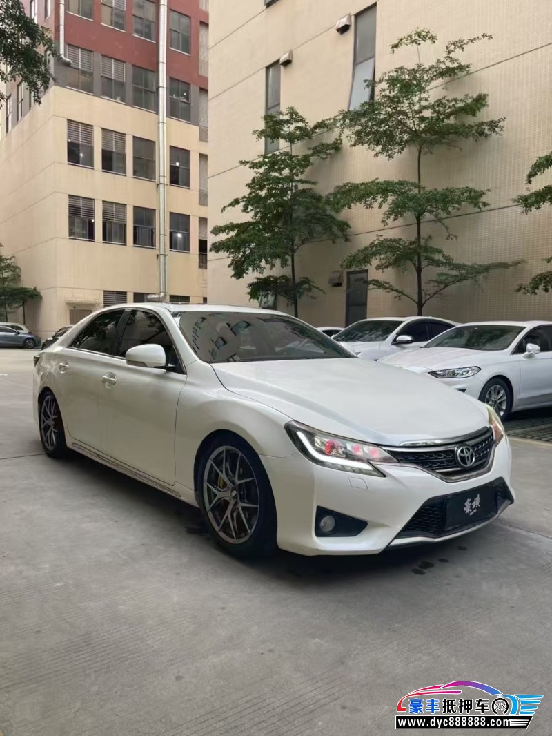 14年丰田锐志轿车抵押车出售