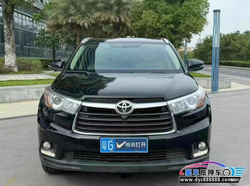 18年丰田汉兰达轿车抵押车出售