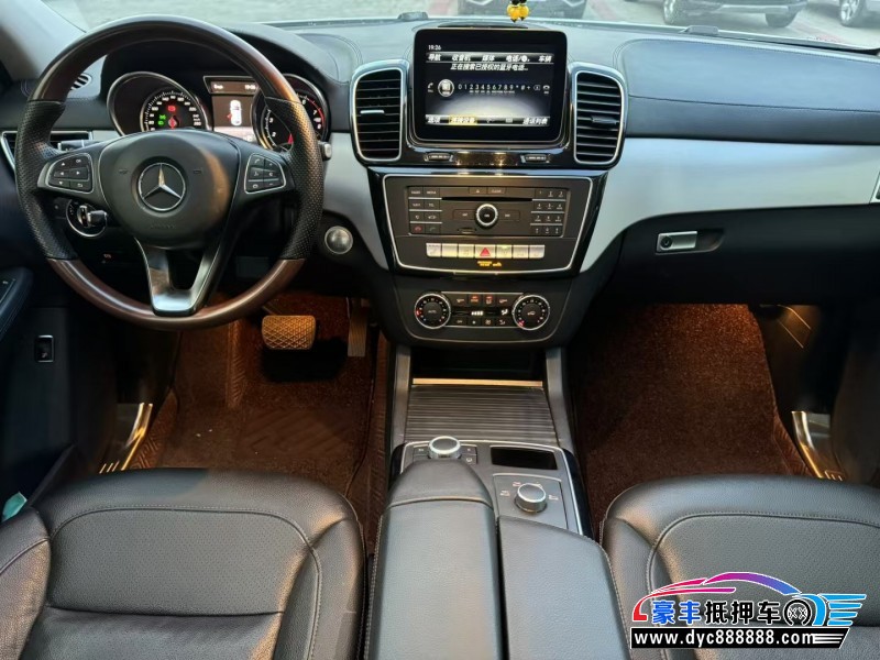 19年奔驰GLE轿车抵押车出售