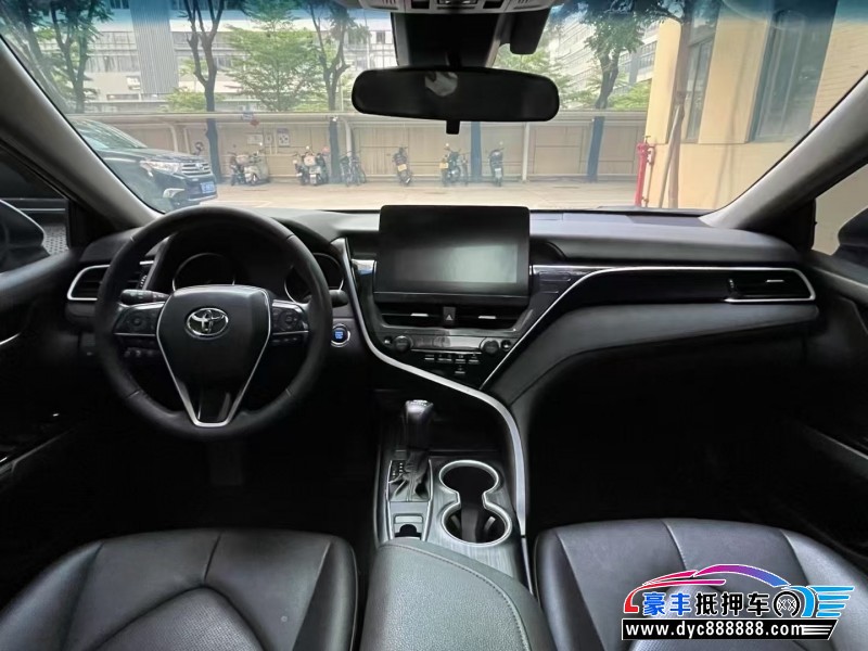 21年丰田凯美瑞轿车抵押车出售