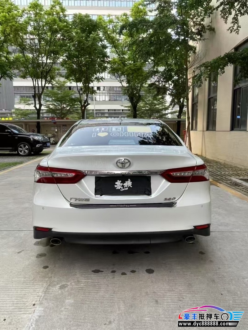 21年丰田凯美瑞轿车抵押车出售