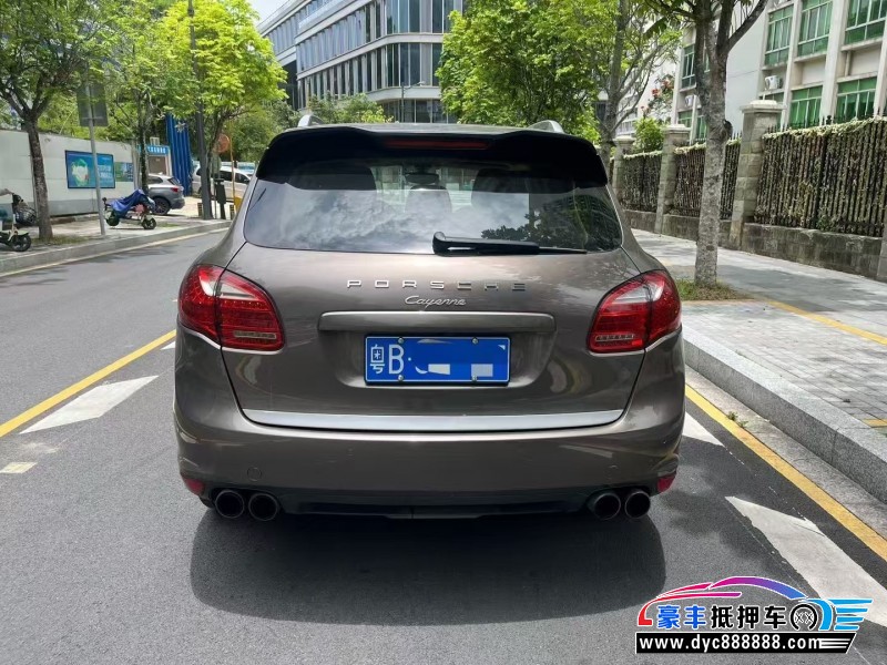 11年保时捷卡宴轿车抵押车出售