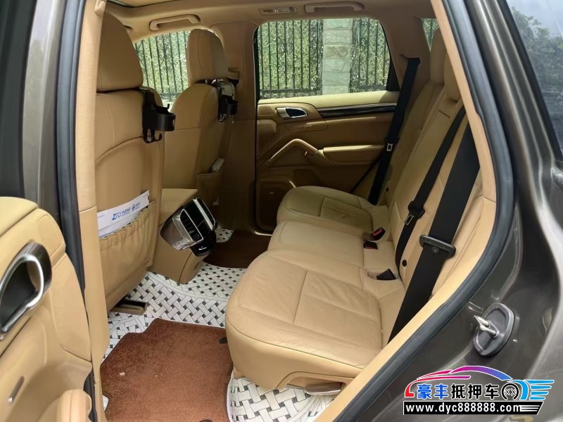 11年保时捷卡宴轿车抵押车出售