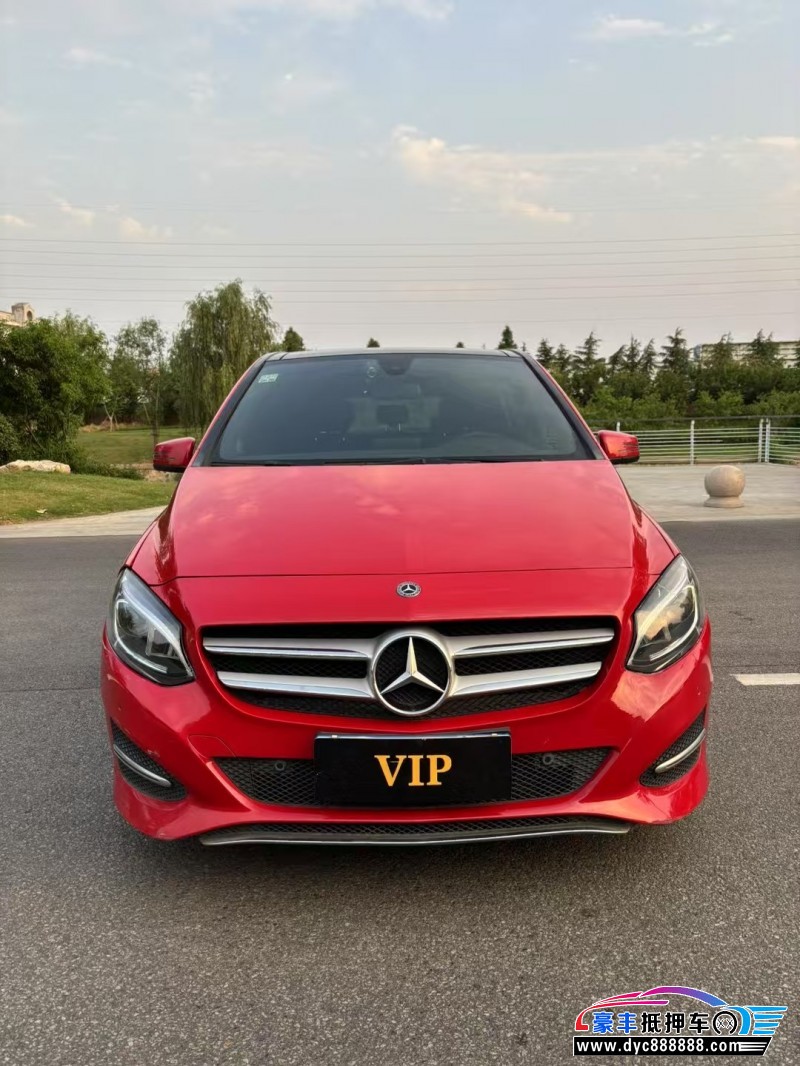 18年奔驰B轿车抵押车出售