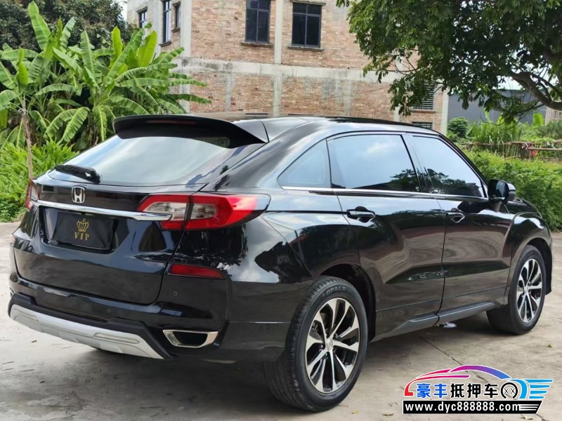 17年本田冠道轿车抵押车出售