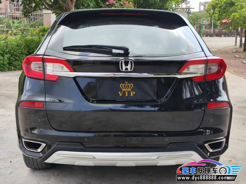 17年本田冠道轿车抵押车出售