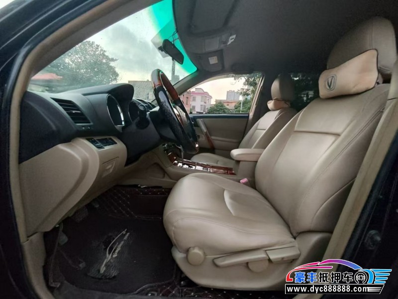 13年丰田汉兰达轿车抵押车出售